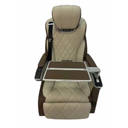 Van Elektrisch autostoeltje met tafel